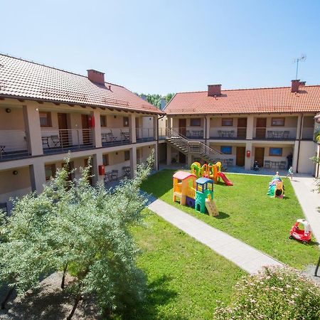 Atrium - Pokoje Studio Криниця-Морська Екстер'єр фото